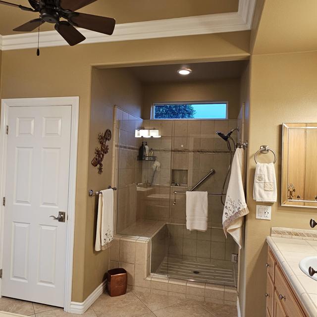 60553 Juniper Lane, La Quinta CA: https://media.crmls.org/mediaz/e359810f-c6e7-4b69-8326-50374bc3f2ae.jpg