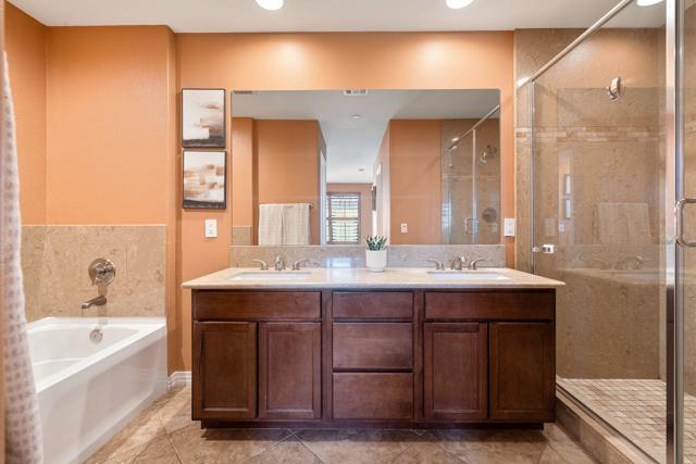 Image 32 of 44 For 52130 Desert Spoon Court
