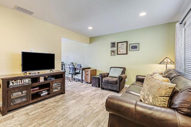 5465 Don Edmondo Court, San Jose CA: https://media.crmls.org/mediaz/e35a0ee9-f5c8-4e62-bf38-d2ad880e3dea.jpg