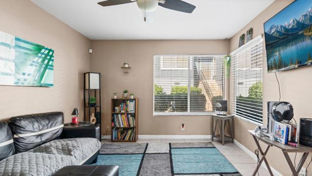 Detail Gallery Image 5 of 28 For 8146 Lemon Grove Way #B,  Lemon Grove,  CA 91945 - 2 Beds | 1/1 Baths