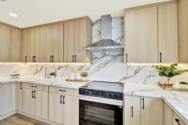 4166 Peregrine Way, Pleasanton CA: https://media.crmls.org/mediaz/e35b0e84-92ae-4b46-94a6-6a7fbd202943.jpg