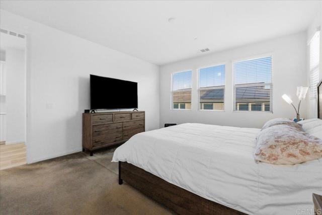 Detail Gallery Image 14 of 52 For 1184 Calle Oroblanco #3,  Chula Vista,  CA 91913 - 3 Beds | 3 Baths