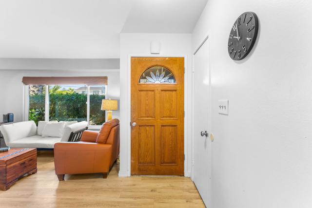 6547 Radcliffe Drive, San Diego CA: https://media.crmls.org/mediaz/e35c51ab-d8e6-43d5-b706-3f0a59fbd097.jpg