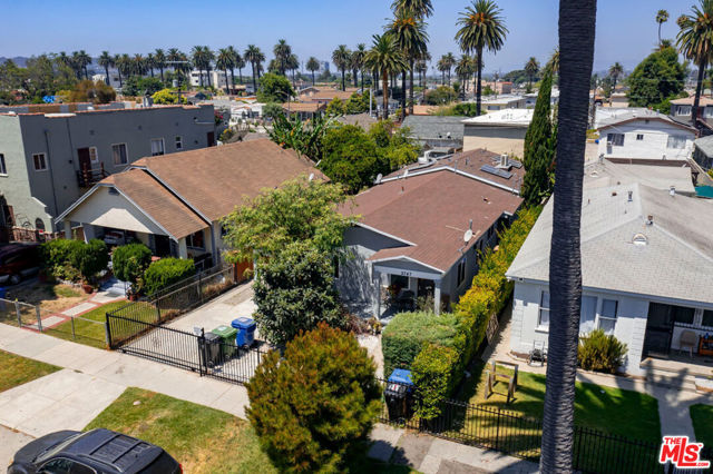 Image 18 of 20 For 2749 Mansfield Avenue