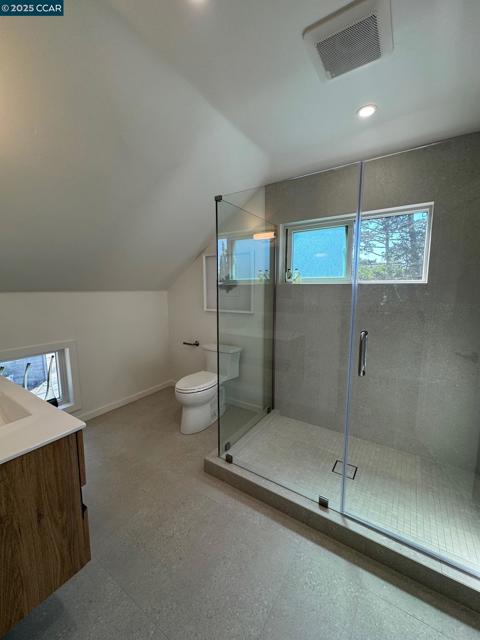 1722 Foothill Blvd, Calistoga CA: https://media.crmls.org/mediaz/e35cded0-fdc3-43f7-839c-0a9ac12e22f2.jpg