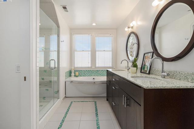 3868 Orion Ct, Pleasanton CA: https://media.crmls.org/mediaz/e35f3452-2487-48ed-871c-36ac2e91d9ef.jpg