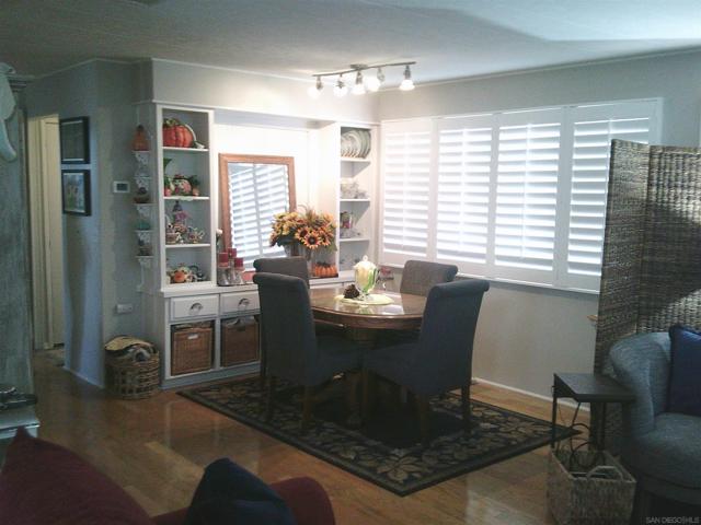 1401 El Norte Parkway, San Marcos CA: https://media.crmls.org/mediaz/e3606930-8829-48a2-80a6-da51adb385cc.jpg