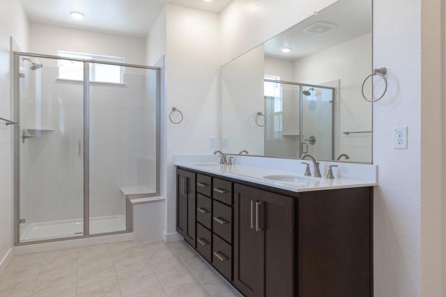 16013 Testarossa Street, Lathrop CA: https://media.crmls.org/mediaz/e3616e7d-c745-4ec3-aad4-7c0cfda30d7b.jpg