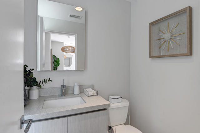 329 Goleta Way, Palm Springs CA: https://media.crmls.org/mediaz/e36232f6-ae30-4fc6-a5c8-e6351ac3ef44.jpg