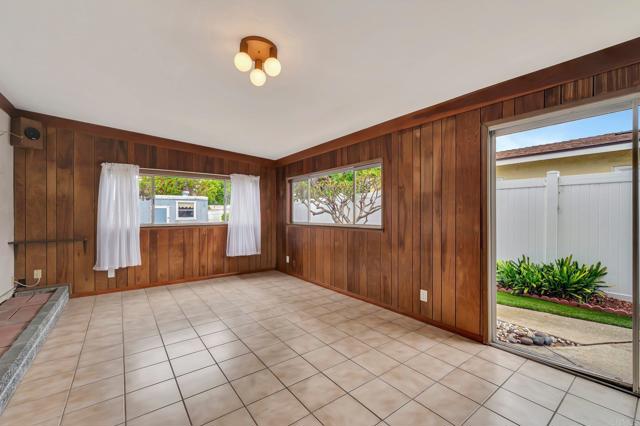 834 Oaklawn Ave A&B, Chula Vista CA: https://media.crmls.org/mediaz/e3641ea0-3f2e-4e62-8749-981c8e326da3.jpg