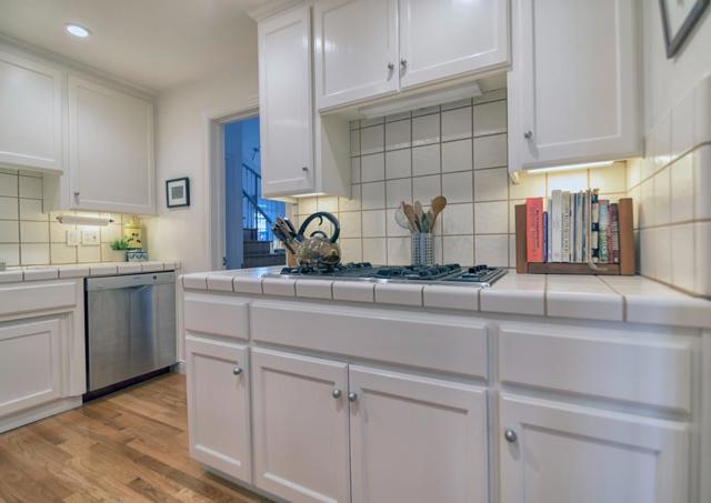 255 University Avenue, Los Gatos CA: https://media.crmls.org/mediaz/e3668012-4c92-4608-9170-887c86176ea1.jpg