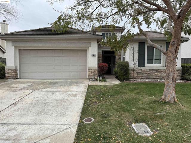 10448 almanor circle, Stockton CA: https://media.crmls.org/mediaz/e366bce3-892f-4933-83ff-b4435206848f.jpg