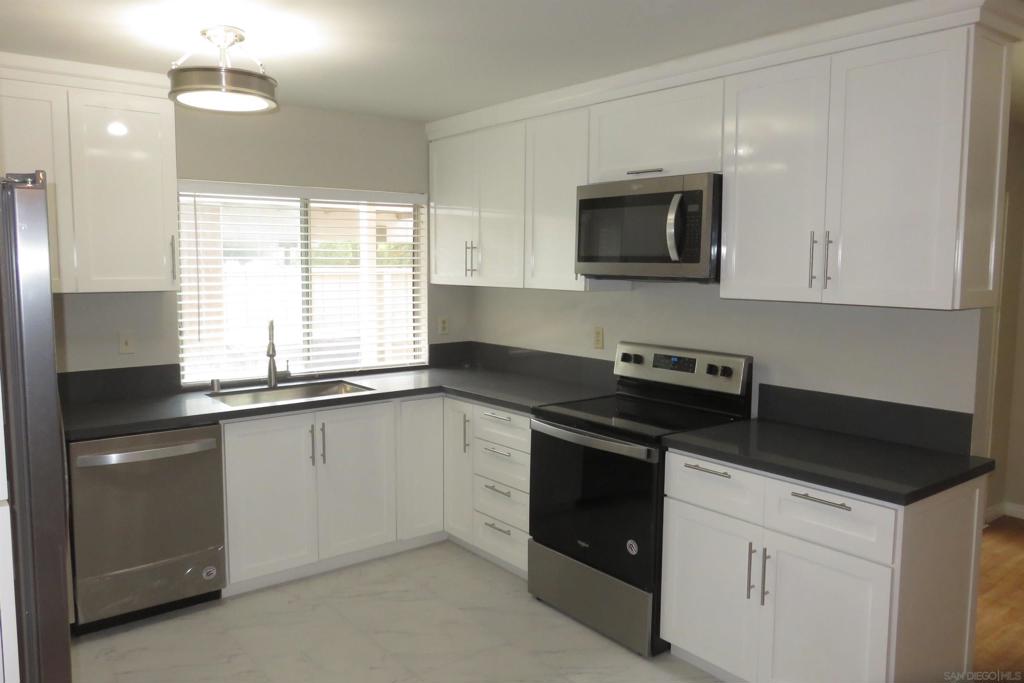 9526 Easter Way - photo 12