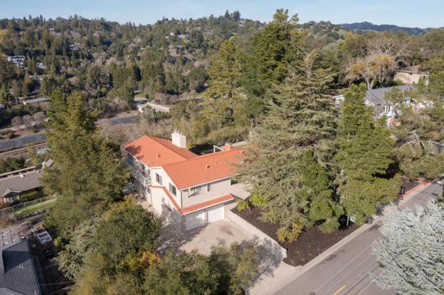 79 Muth Drive, Orinda CA: https://media.crmls.org/mediaz/e3673b0d-c06e-4f68-a02e-f7eeb7152454.jpg