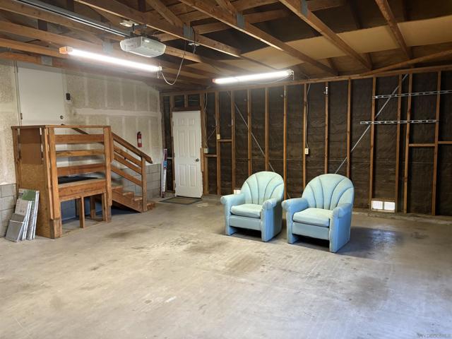 6702 Rainbow Hts. Rd.,  CA: https://media.crmls.org/mediaz/e3682f94-0b48-4a3f-9c07-86d23af104d2.jpg