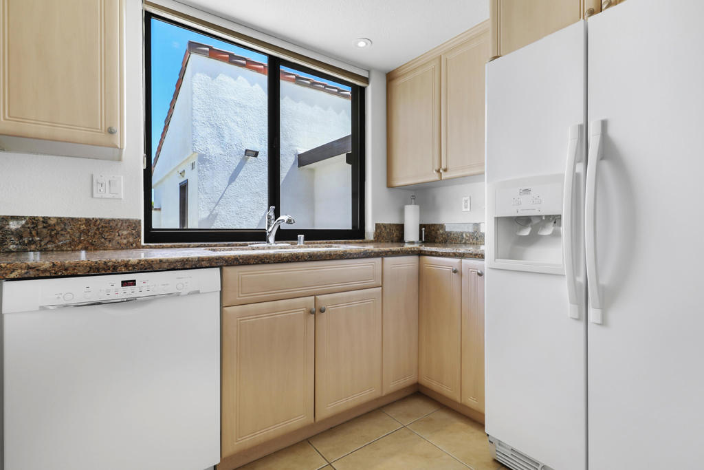 MLS #219136313DA image #10