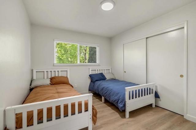 695 W Valley Drive, Campbell CA: https://media.crmls.org/mediaz/e3693b50-9972-4039-9825-b55a5cafa2ad.jpg