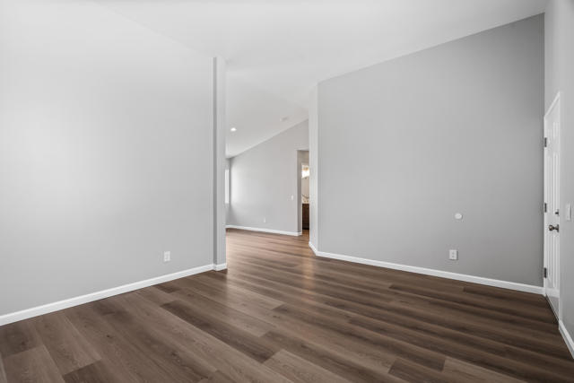 67618 Loma Vista Road, Desert Hot Springs CA: https://media.crmls.org/mediaz/e3695bb2-c5a6-4272-827e-41f69af4c41e.jpg