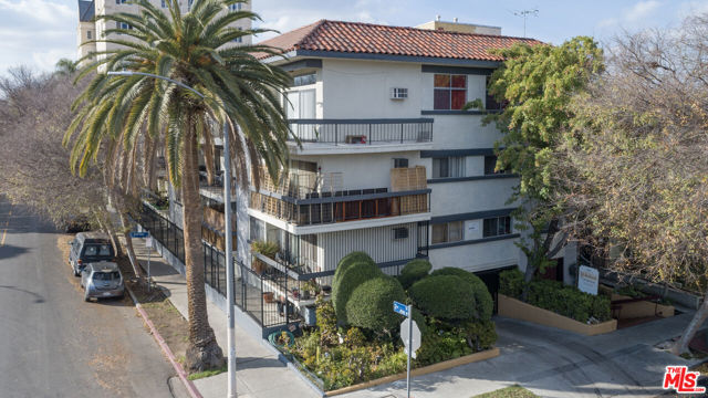 161 St Andrews Place, Los Angeles, California 90004, ,Multi-Family,For Sale,St Andrews,23232447