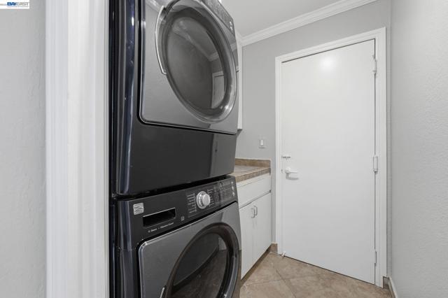 1782 Whitecliff Way, Walnut Creek CA: https://media.crmls.org/mediaz/e369996f-78f6-4a51-be24-90e71af76dea.jpg