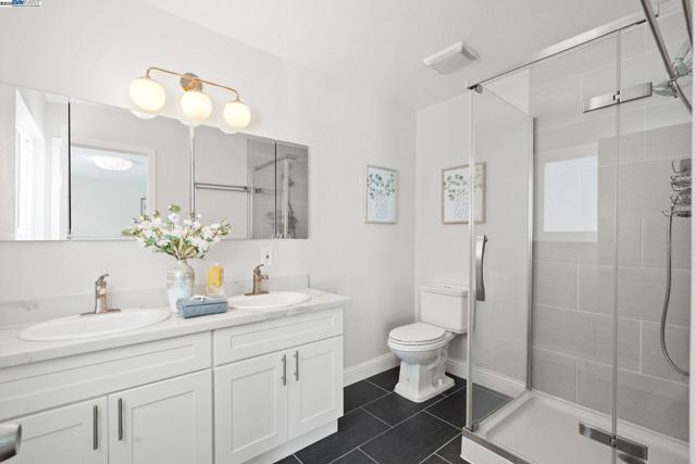 955 Maud Ave, San Leandro CA: https://media.crmls.org/mediaz/e369f296-7024-4b47-bd51-c5546f821de8.jpg