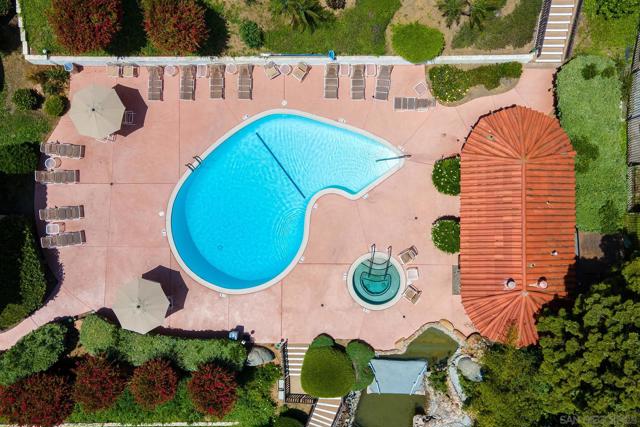 2510 Clairemont Dr, San Diego CA: https://media.crmls.org/mediaz/e36a6987-216c-45fb-a828-bfaf4b51531f.jpg