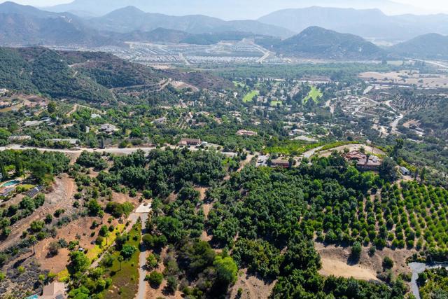 0 Wilt Road, Fallbrook CA: https://media.crmls.org/mediaz/e36b4fd0-12f1-42a1-ba44-3ba5136f5f64.jpg