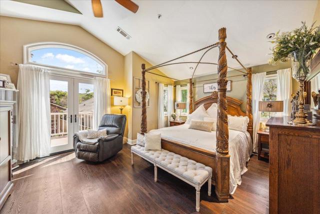 17666 Winding Creek Road, Salinas CA: https://media.crmls.org/mediaz/e36bc4f5-a232-4ebd-b692-73f60a9795b0.jpg