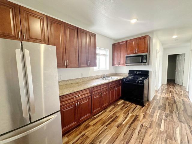 5506 E University Avenue, San Diego CA: https://media.crmls.org/mediaz/e36c1fcd-ba6f-4723-b2f7-6a0e1a8fc225.jpg