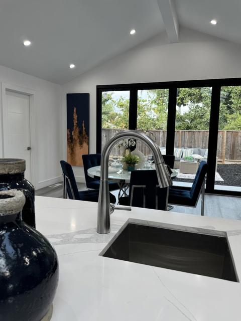 3211 Pentland Court, San Jose CA: https://media.crmls.org/mediaz/e36c5b9a-a8b8-4d77-901b-3ff50913dbb1.jpg