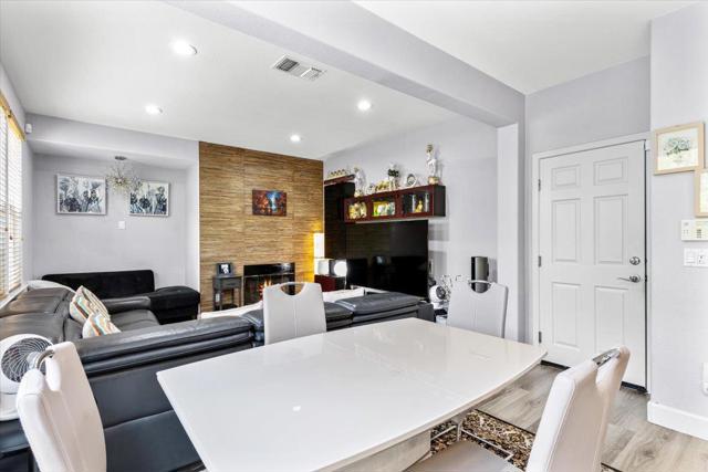 280 Wildhorse Court, San Jose CA: https://media.crmls.org/mediaz/e36d0322-47fe-472f-a837-49e6a5251237.jpg