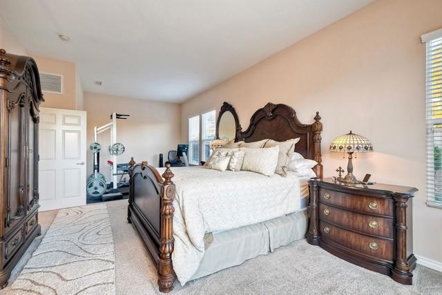 2682 Dundee Glen, Escondido CA: https://media.crmls.org/mediaz/e36d1285-a1d3-4daf-8d66-8f68bef2aa5b.jpg