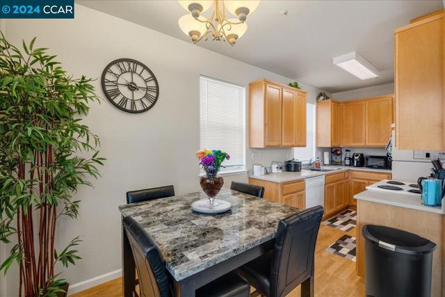 Image 10 of 26 For 815 San Pablo Ave