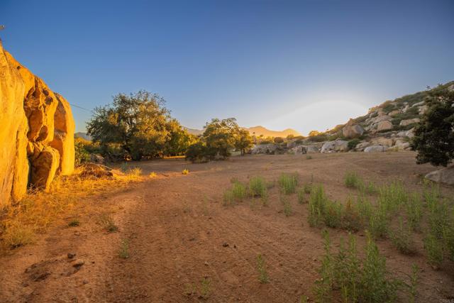 0 V/L Mahogany Ranch Road, Ramona CA: https://media.crmls.org/mediaz/e36d4906-dc51-4126-936a-cbb2522d9a10.jpg