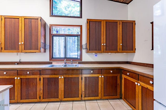 Detail Gallery Image 10 of 43 For 32371 Middle Ridge Rd, Albion,  CA 95410 - 3 Beds | 2 Baths