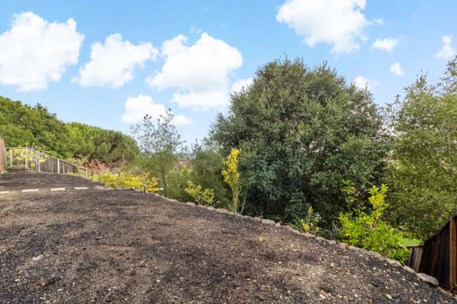 17716 Columbia Drive, Castro Valley CA: https://media.crmls.org/mediaz/e36e98ce-1874-4254-9f53-ddadf8690653.jpg