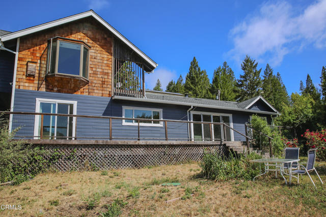 7950 Flynn Creek Road, Comptche CA: https://media.crmls.org/mediaz/e36f153c-8523-44bc-a922-e858c916e19c.jpg