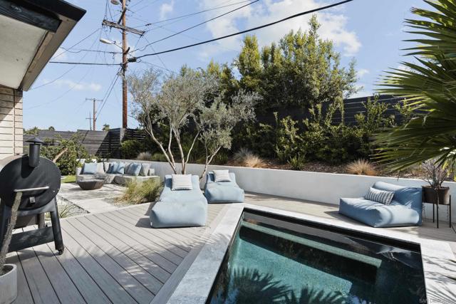 5511 Trinidad Way, San Diego CA: https://media.crmls.org/mediaz/e36fec7d-98e7-495e-934c-f66b9270f418.jpg