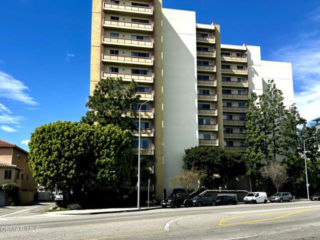 321 San Vicente Boulevard, Los Angeles, California 90048, 2 Bedrooms Bedrooms, ,2 BathroomsBathrooms,Condominium,For Sale,San Vicente,224001045