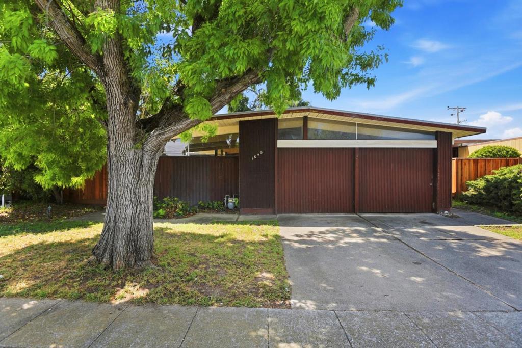 1648 Wolfe Drive
