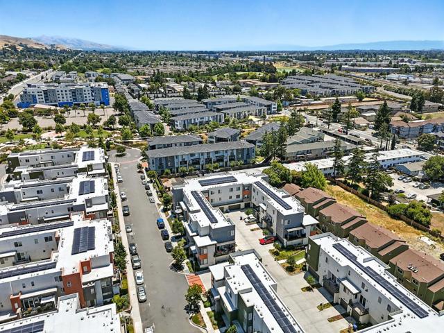 29341 Hub Court, Hayward CA: https://media.crmls.org/mediaz/e37537a5-a685-402b-aa40-7fc6044ed43d.jpg