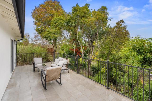 2660 Ross Place, Walnut Creek CA: https://media.crmls.org/mediaz/e375c323-bfaf-4711-9d10-03e62fdbd5ff.jpg