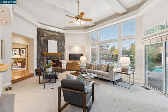 788 Woodwind Place, Walnut Creek CA: https://media.crmls.org/mediaz/e375e33e-7eb2-4467-b272-301f5b635603.jpg