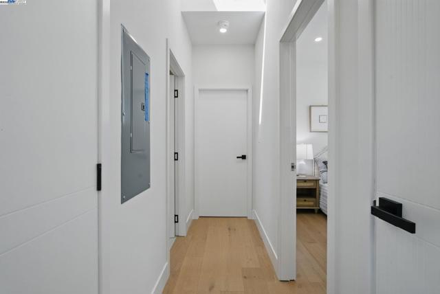 175 N Frances St, Sunnyvale CA: https://media.crmls.org/mediaz/e376210c-e039-4f71-9411-2cb94426bd24.jpg