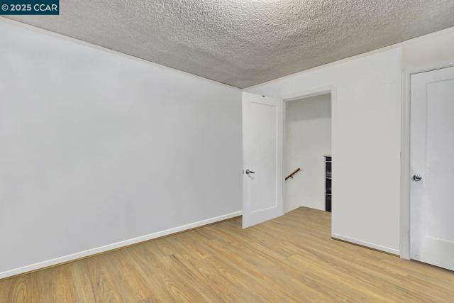 2014 109Th Ave, Oakland CA: https://media.crmls.org/mediaz/e37622f3-2779-4c1e-b236-ed749a66992e.jpg