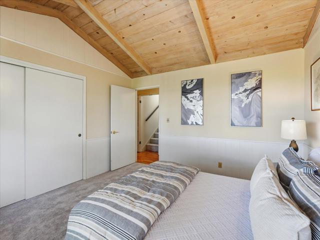 624 Oakridge Drive, Los Altos CA: https://media.crmls.org/mediaz/e3770367-b899-46f2-a9ca-fb202a72bb32.jpg