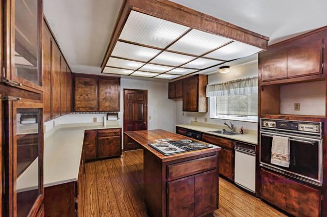 13560 Santa Teresa Boulevard, San Martin CA: https://media.crmls.org/mediaz/e377094b-9c75-4840-a840-c9f325b46ff2.jpg