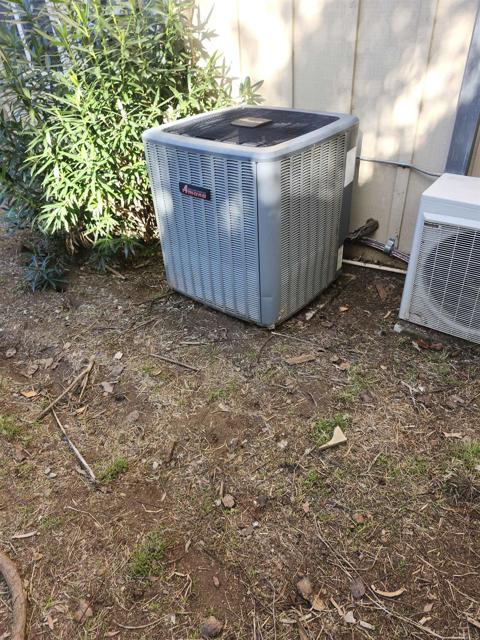 Home for Sale in Lakeside