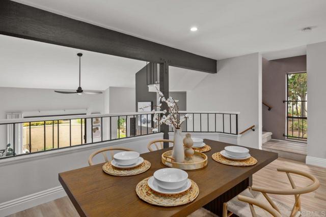 3330 Caminito Eastbluff, La Jolla CA: https://media.crmls.org/mediaz/e378f159-46c6-4406-b16b-36f39c41e037.jpg