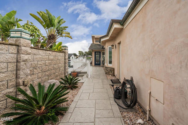 MLS #V1-33354 image #6